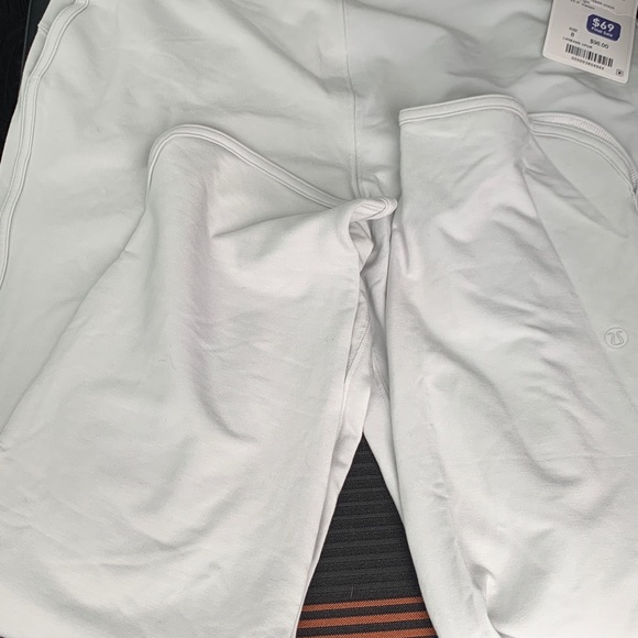 Lululemon Every Moment Pant - Picture 5 of 5